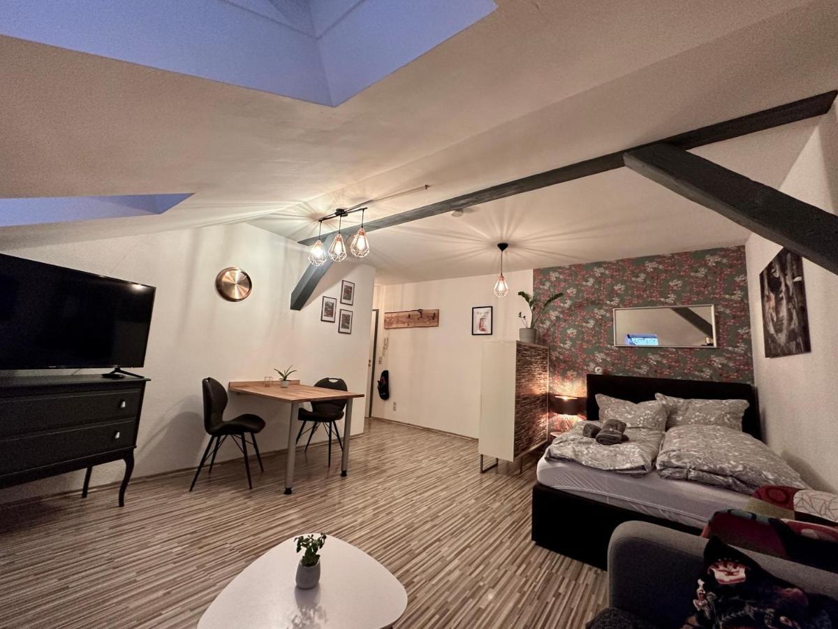 Apartment Zum Roten Fuchs Inkl. Parkplatz エアフルト エクステリア 写真